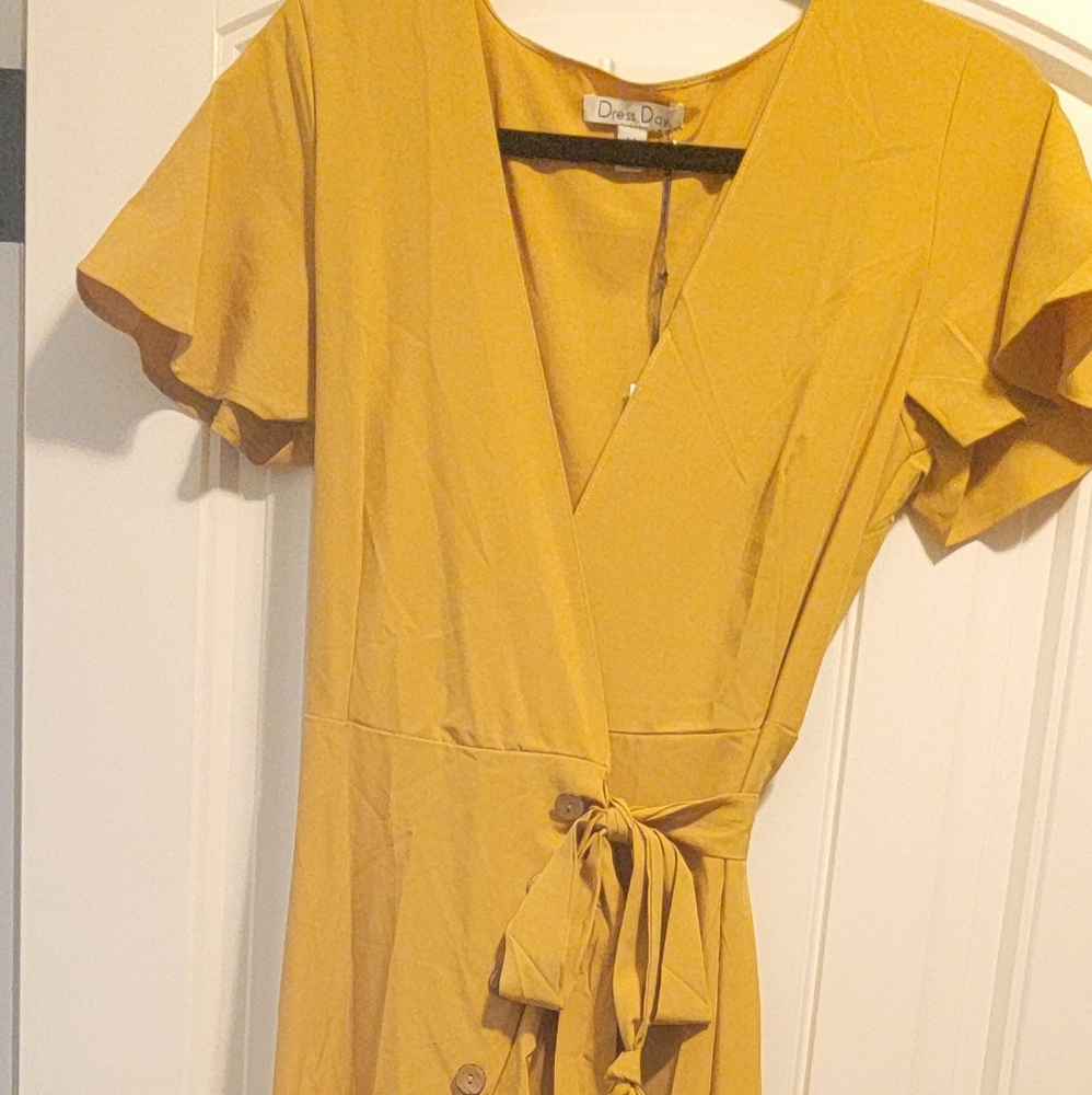 NWT Medium Mustard Wrap Dress